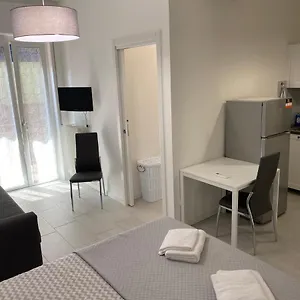 Stadio 1 - Monolocali Con Bagno Privato Werona